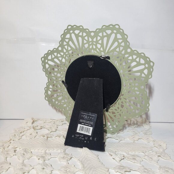 Azzure Home Green Lace Metal Rustic Retro Doilies Crochet Picture Frame - Picture 2 of 3